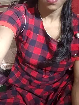 Itz_Aisha__ Chat XXX in diretta