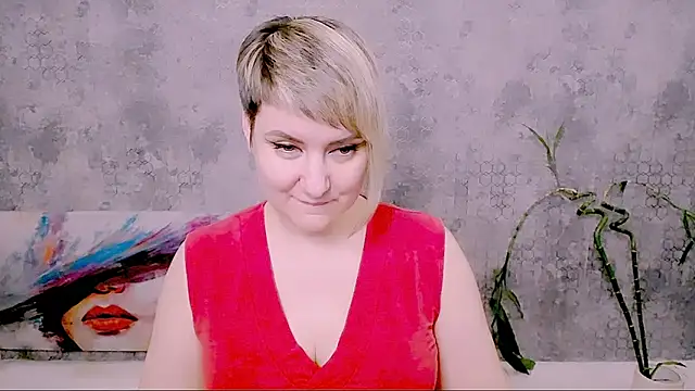 Djullia Adlı Modelin Canlı XXX Sohbeti