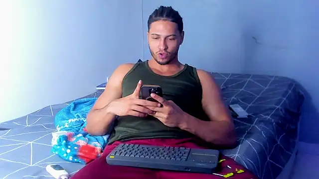 Živý XXX chat Kris_Khalifa69