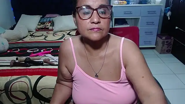 pervert_mommy_: онлайн-секс-чат