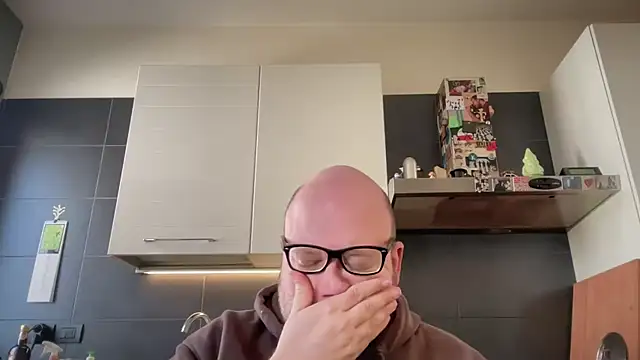 theitalianbear's Webcam Show