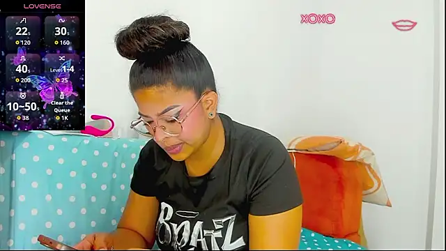 moana_taylor Chat XXX live