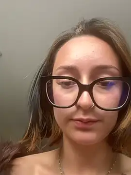 Lolasecret_ Chat XXX in diretta