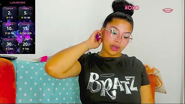 moana_taylor's Live XXX Chat