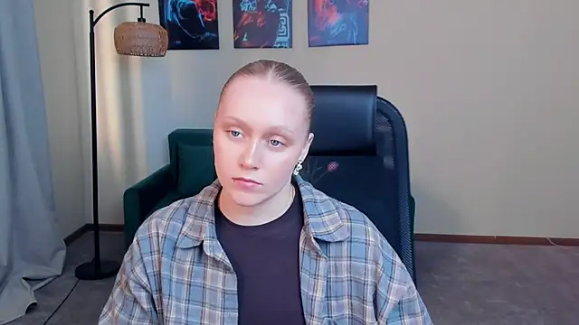 VestaBowmer Chat XXX live