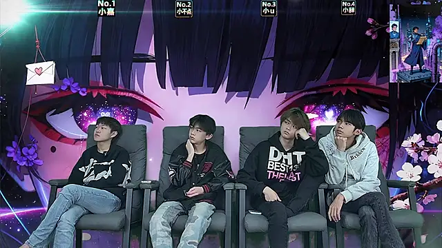 xiaohuangren01: онлайн-секс-чат