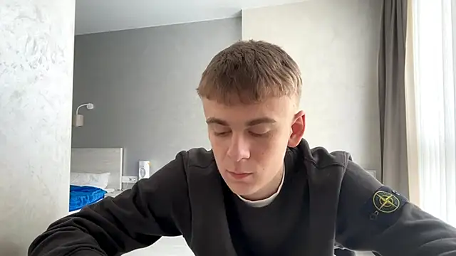 SoloFury webcam show