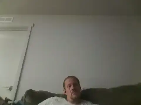 yourMasterisBored Webcamshow