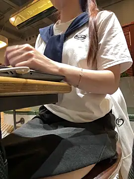 Chat +18 de Lina-Xuka81 ao vivo