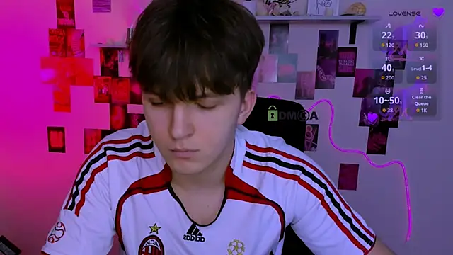 Chat +18 de travis_wolf_ ao vivo