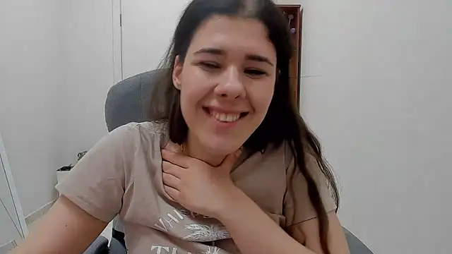 Joannia: απευθείας συνομιλία ΧΧΧ