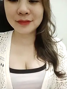 Cogai-nhutnhat Chat XXX in diretta