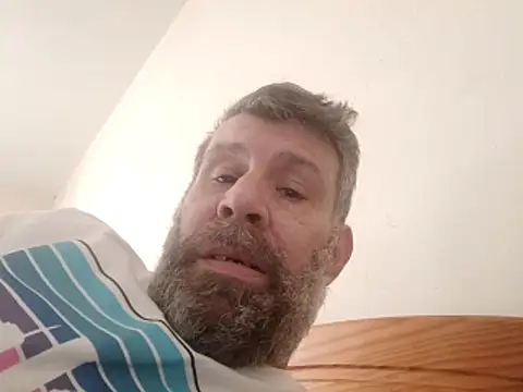 stud2512のライブXXXチャット