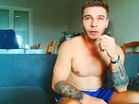 Elkafit28's Live XXX Chat