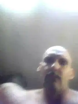 ClydeCan409's Live XXX Chat