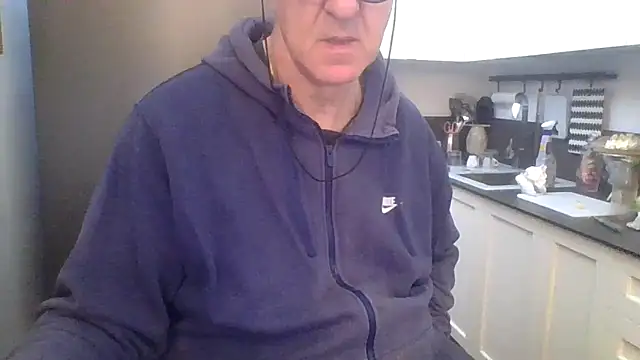 ANONIMO7735 网络视讯表演