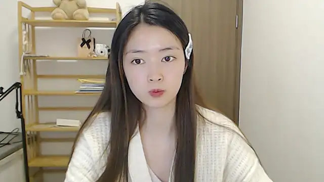 Mimi-cnbaby: απευθείας συνομιλία ΧΧΧ