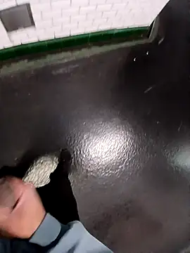 Mikaaa97 在線直播表演