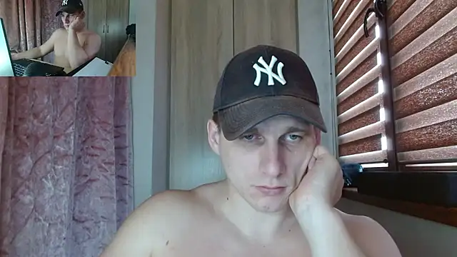 Show modela Poliglotjoe1 na web-kameri