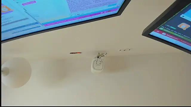 noah_pariss' Live XXX Chat