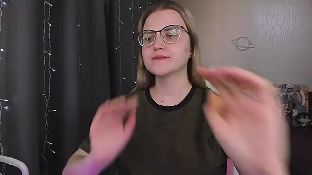 MissBrightShine's Live XXX Chat