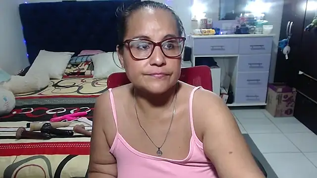 pervert_mommy_: онлайн-секс-чат