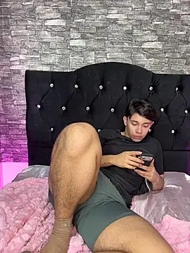 Noah_ledom Webcam-Show