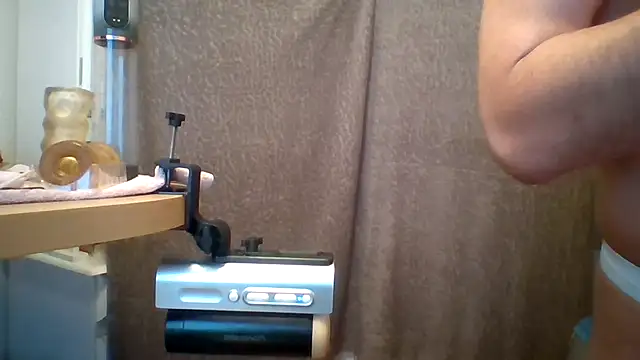 Oliverlong Chat XXX in diretta