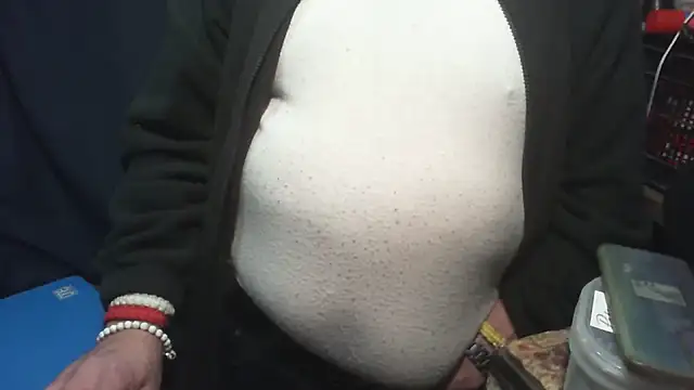 Show modela nonnomaturobisex na web-kameri