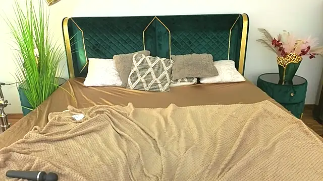 NikkiGoldSide Obrolan Langsung XXX