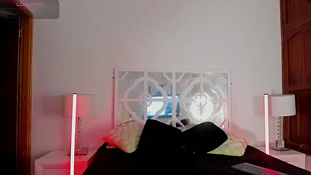 Chatroom XXX en direct de Angellit_Afrodita_