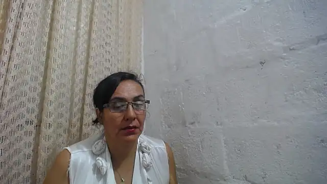 แชท XXX สดของ gabbyparker_