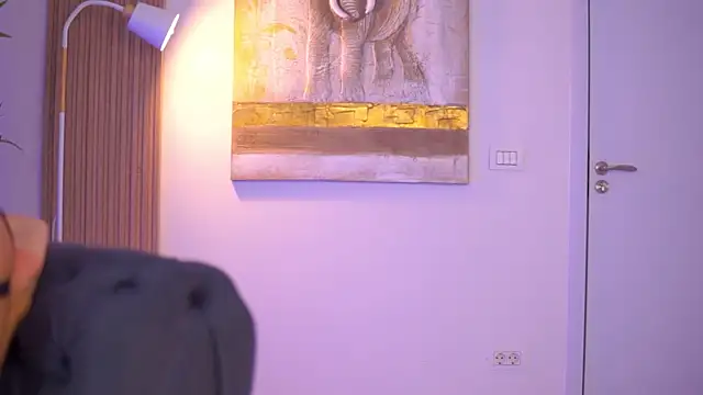 Aisha_Bee's Live XXX Chat