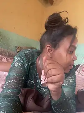 friendlybitch22 Live XXX Chat