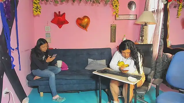 lesbiancuple's Live XXX Chat