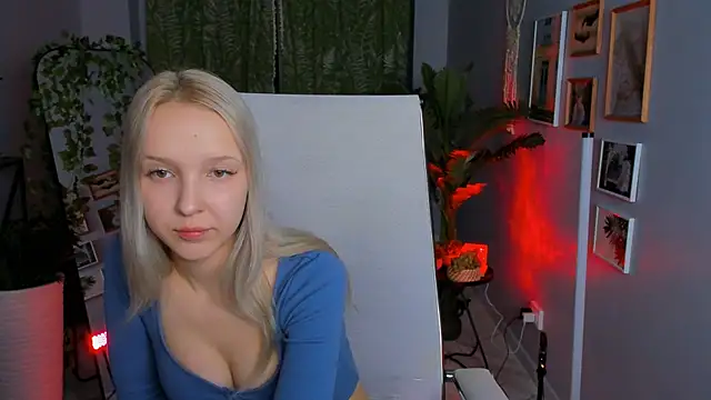 Chatroom XXX en direct de MaoqiBeverly