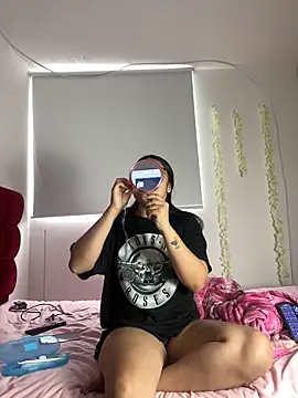 Velma_star 라이브 XXX 채팅