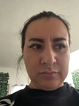 Abril_Luvのウェブカメラショー