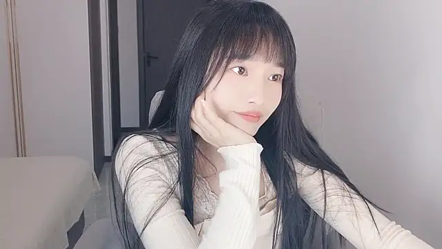 Lisa-3333's Live XXX Chat