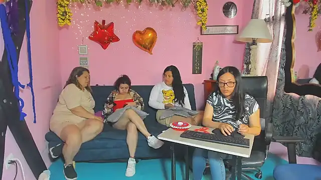 Chat XXX Live lesbiancuple