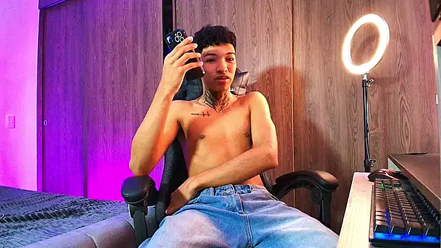 im_Usuga webkamerás műsora