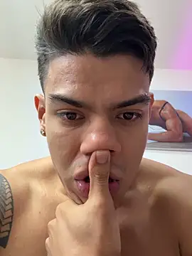 BrayaanFit লাইভ XXX চ্যাট