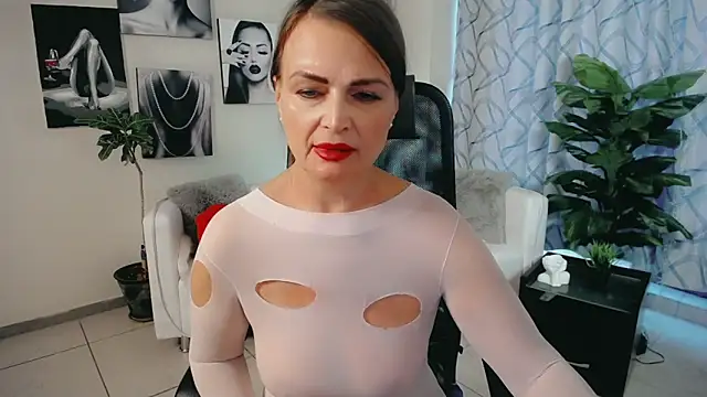 Favorite_0 Adlı Modelin Canlı XXX Sohbeti