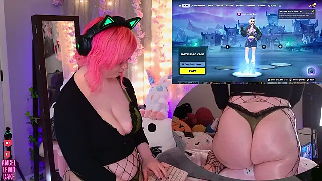 Chatroom XXX en direct de Angel-Lewd-Cake