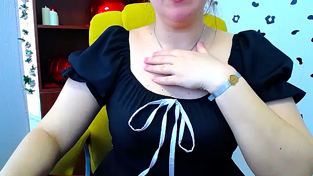 Nionelly Adlı Modelin Canlı XXX Sohbeti