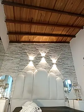 Chat +18 de Kristy1_ ao vivo