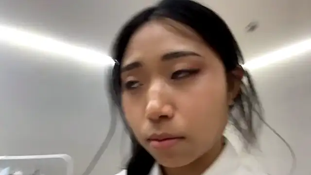 Chat XXX en directo de SweetMiaXO