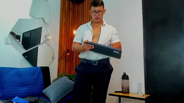 RomanCroft Webcam Show