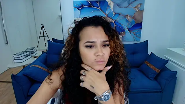 Chat +18 de Rachelll_Evans ao vivo