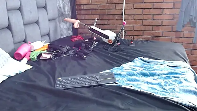 Couple_Gold69's Live XXX Chat